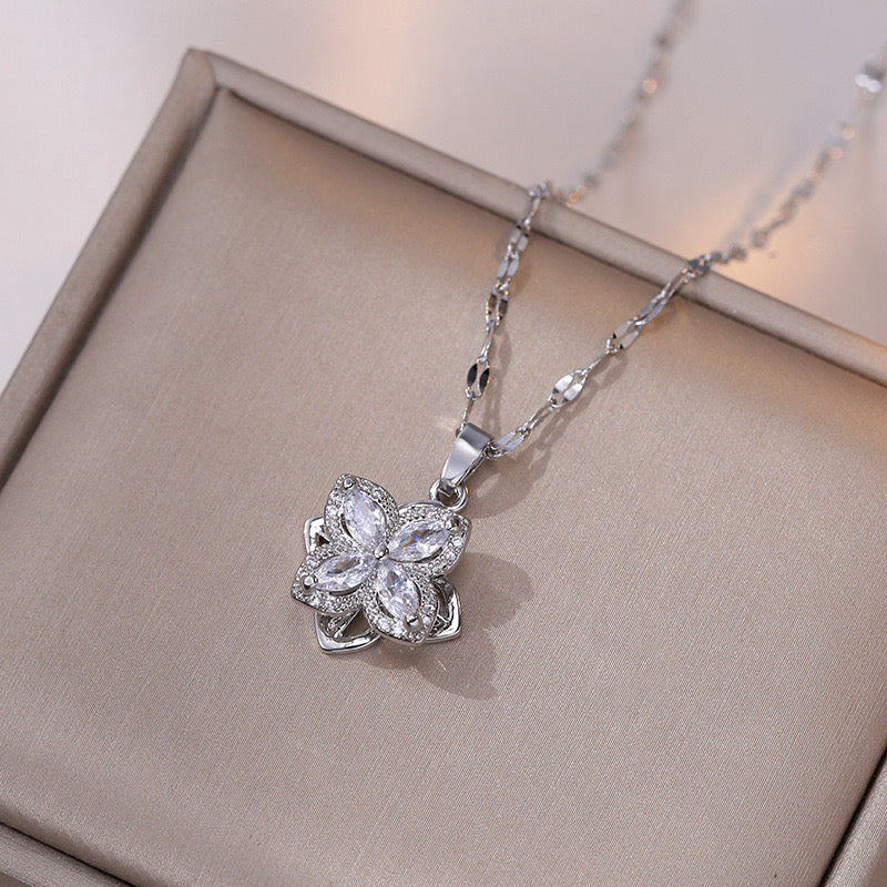 Love Me Jewelry Set