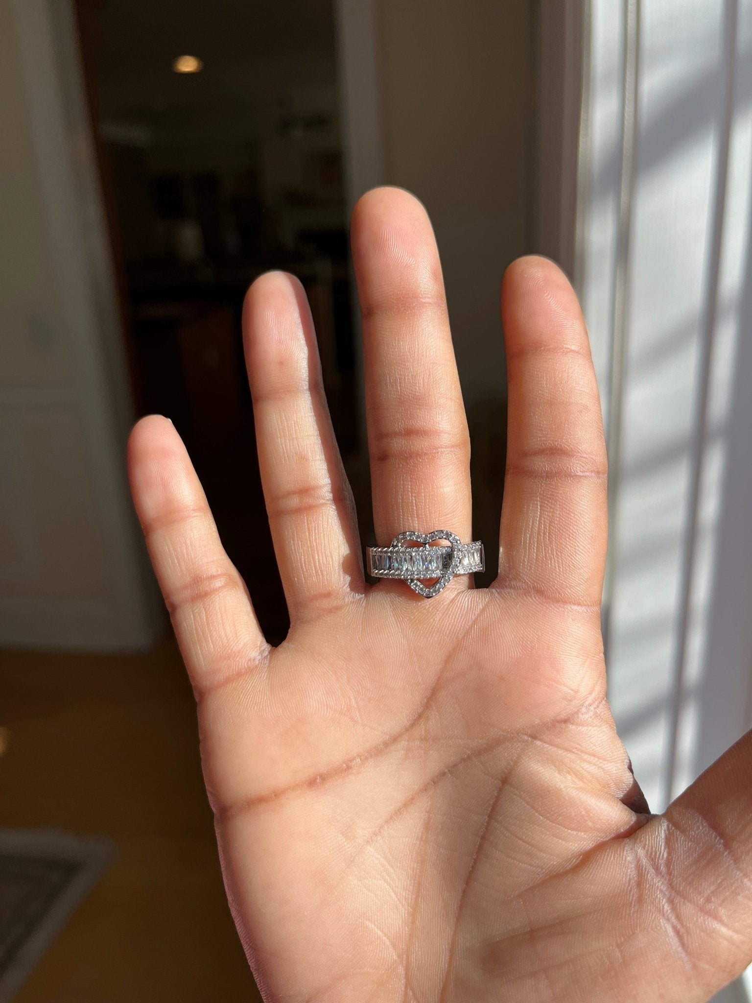 Heart Throb Ring - Charmed In Fashion