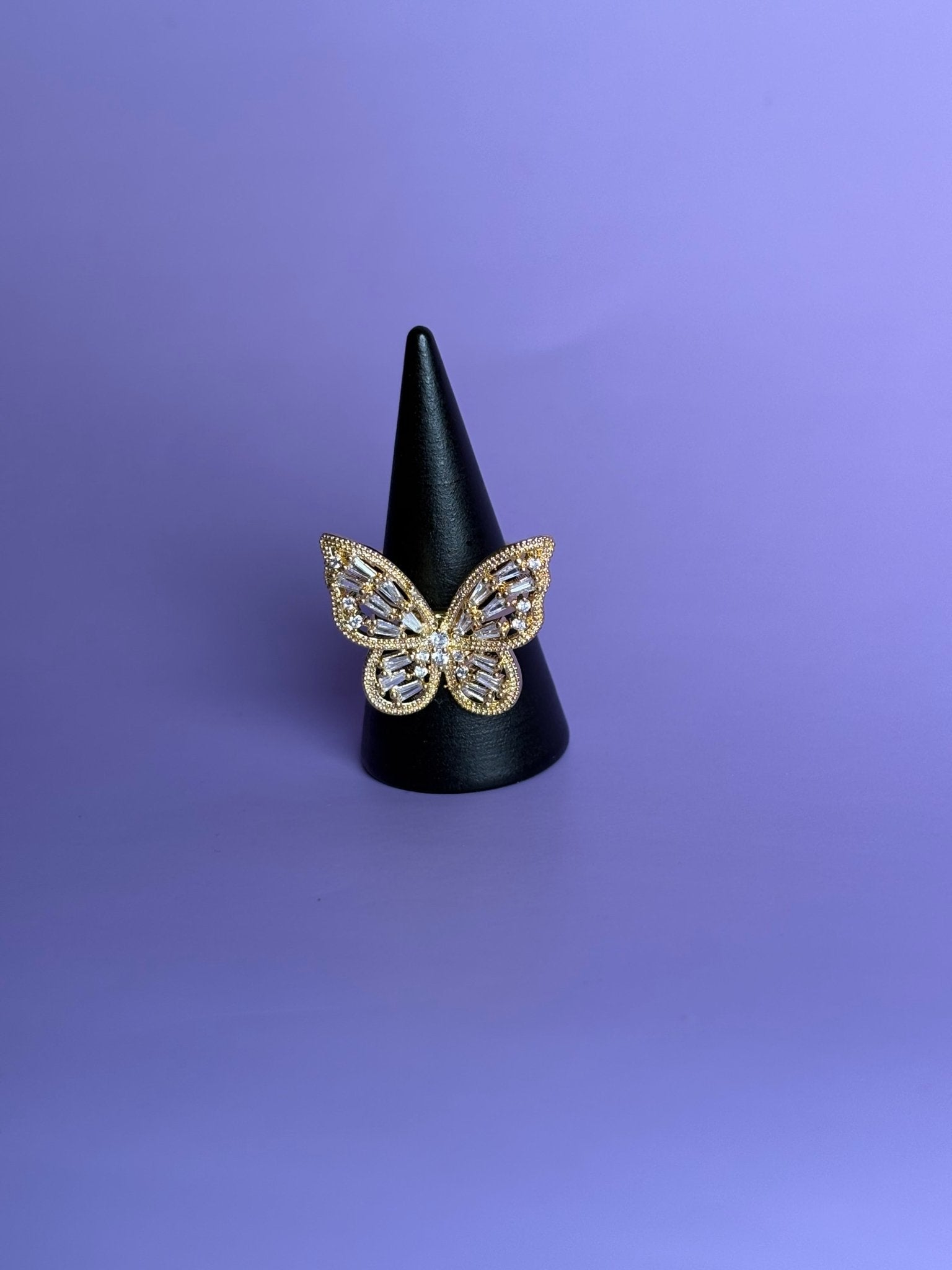 Monarch - Charmed In Fashion