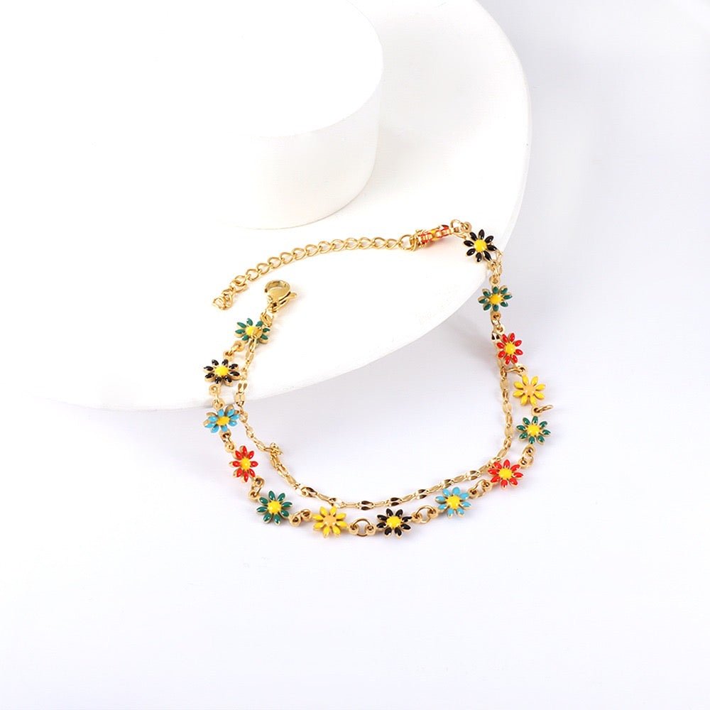 Stacked Daisy - Charmed In Fashion